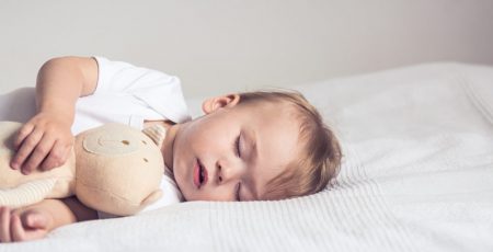 Jak nauczyć dziecko samodzielnego zasypiania