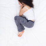 Pozycje do spania – na boku, na wznak czy na brzuchu