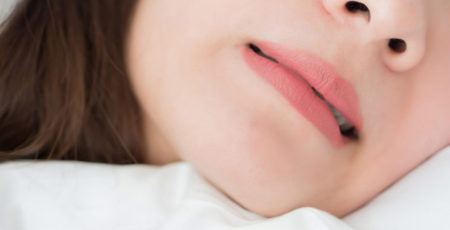 Zgrzytanie zębami przez sen – to może być bruksizm!