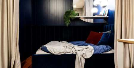 Pokój nastolatka: łóżko tapicerowanym zagłówkiem i jednym bokiem – zdrowy-sen.eu