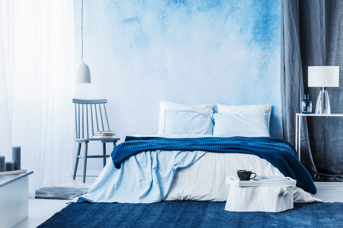 Duży, prostokątny dywan w sypialni – zdrowy-sen.eu