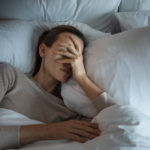 Dlaczego budzenie w złym momencie psuje cały dzień